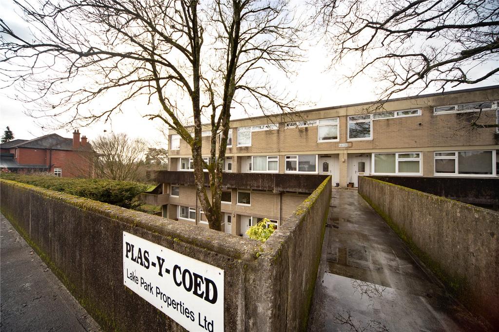 PlasYCoed, Lake Road East... 2 bed £975 pcm (£225 pw)