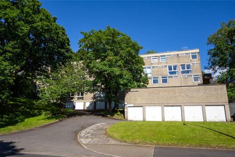 2 bedroom maisonette to rent, Plas-Y-Coed, Lake Road East, Lakeside, Cardiff, CF23