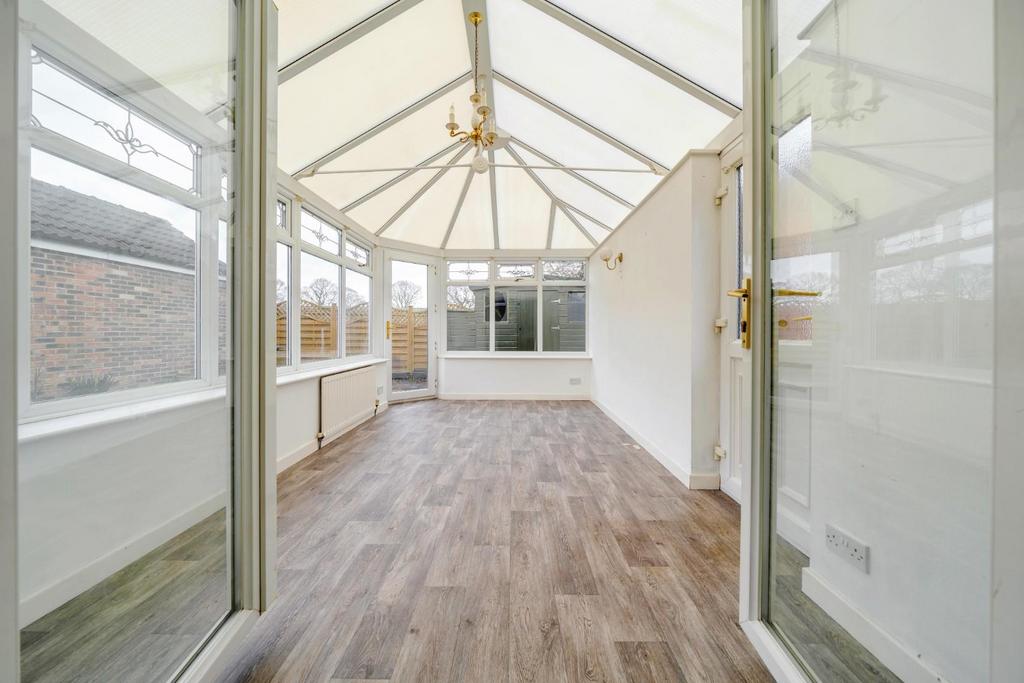 Druids Meadow, Boroughbridge, York... 2 bed detached bungalow £299,999