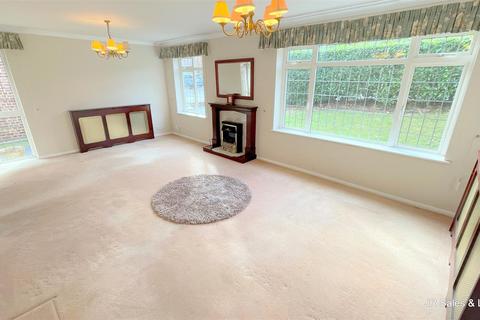 4 bedroom detached house for sale - Acorn Lane, Cuffley,