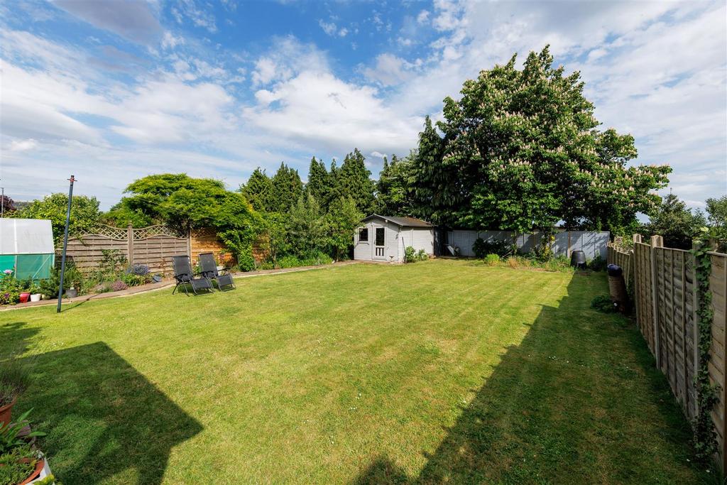 Rugby Road, Cubbington, Leamington Spa 5 bed detached bungalow for sale