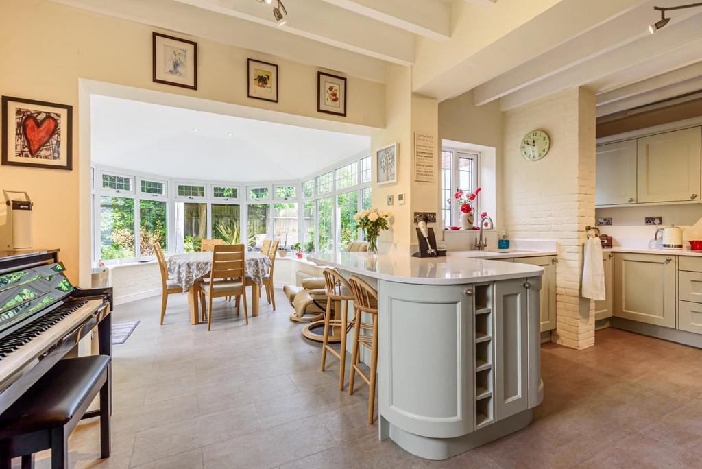 Kitchen / Garden room