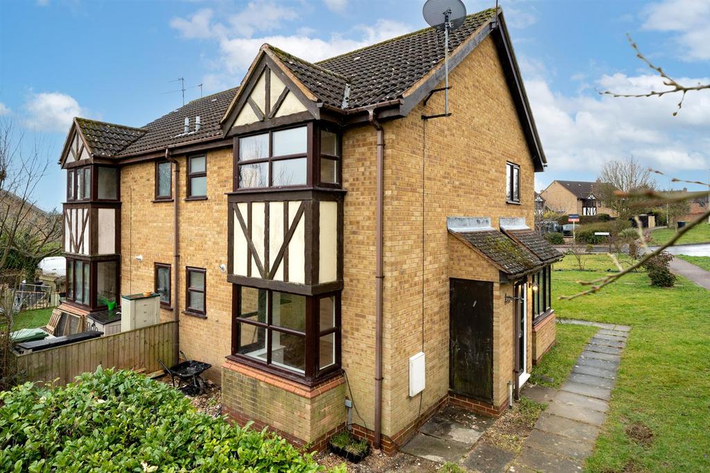 The Pastures, Hemel Hempstead 1 bed house for sale £280,000