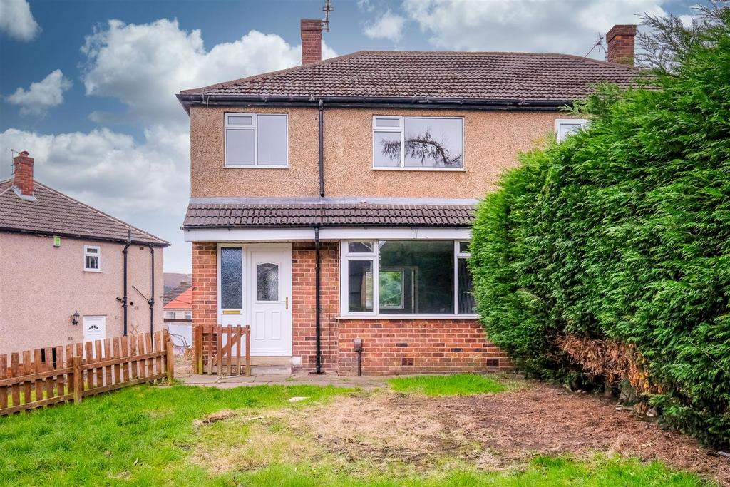 Warrenside, Huddersfield, HD2 3 bed semidetached house for sale £139,500