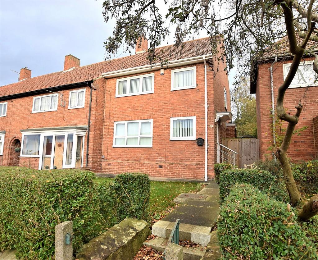 Seascale Place, Beacon Lough, Gateshead, NE9 3 bed end of terrace house