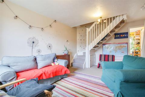 2 bedroom terraced house for sale - Badgers Close, Hertford
