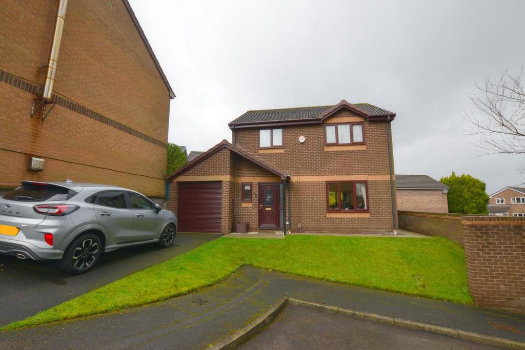 Harefield Rise, Burnley 4 bed detached house for sale £240,000