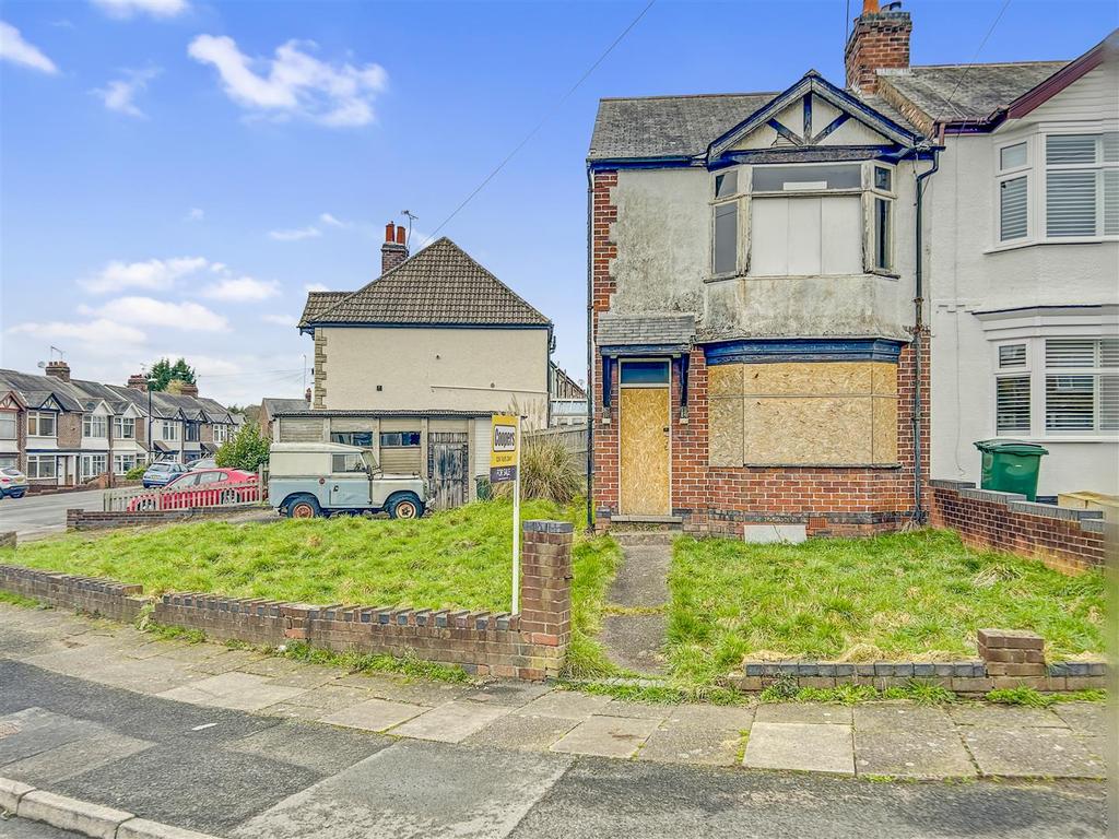 Sherbourne Crescent, Coundon, Coventry 2 bed end of terrace house £