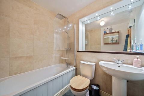 3 Chestnut Place, Watlington, OX49 5RJ