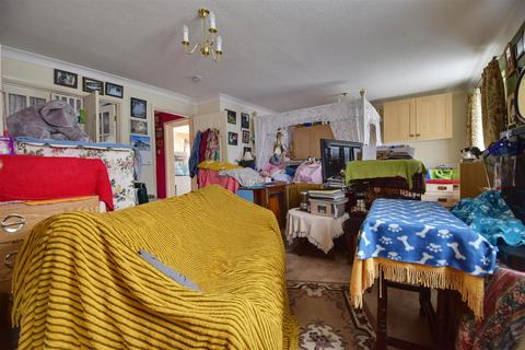 3 bedroom detached bungalow for sale, Oaklea Close, St. Leonards-On-Sea