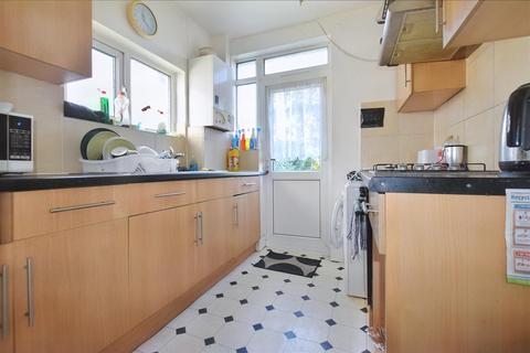 10 Abbotts Drive, Wembley, HA0 3SD