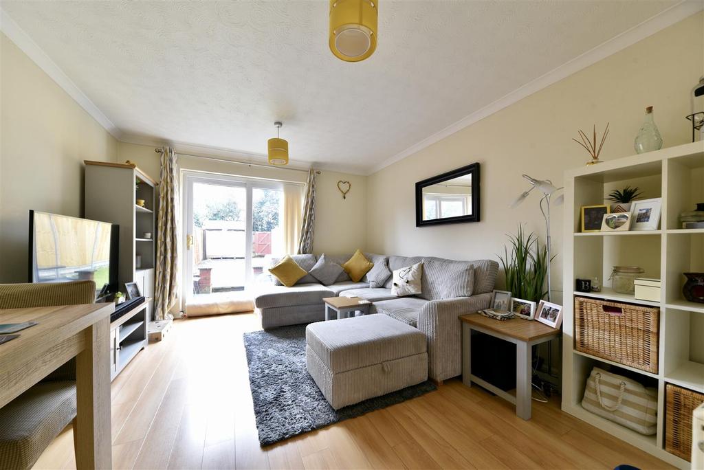 Chepstow Close, Stevenage 2 bed terraced house £290,000