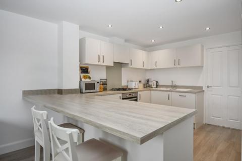 5 Stansfield Close, Bradford, BD10 0EN