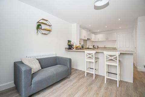 5 Stansfield Close, Bradford, BD10 0EN