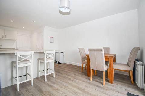 5 Stansfield Close, Bradford, BD10 0EN