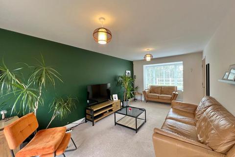 24 Folly Way, Boughton, Northampton, NN2 8FG