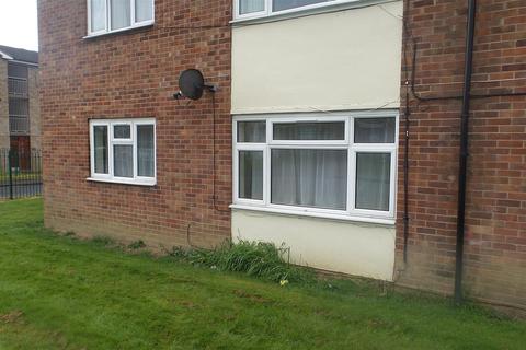 4 Lethbridge Road, Paston, Peterborough, PE4 7XY