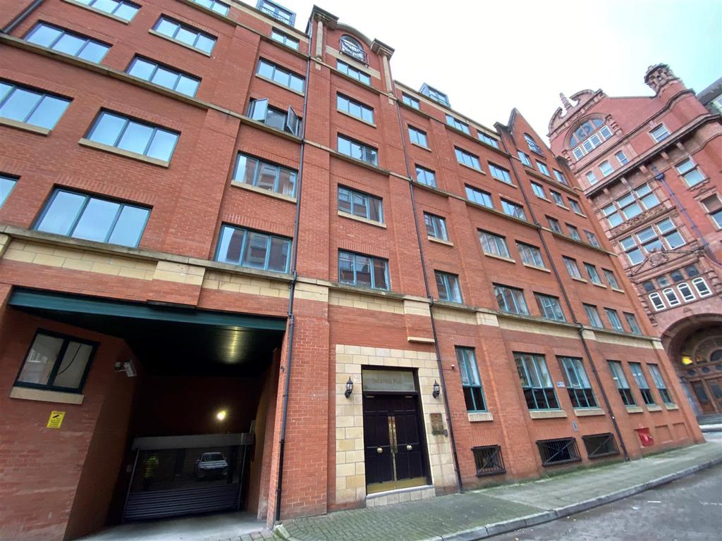 Sackville Place, Bombay Street, Manchester 2 bed flat £1,100 pcm (£