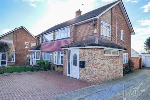 63 Marling Way, Gravesend, DA12 4RG