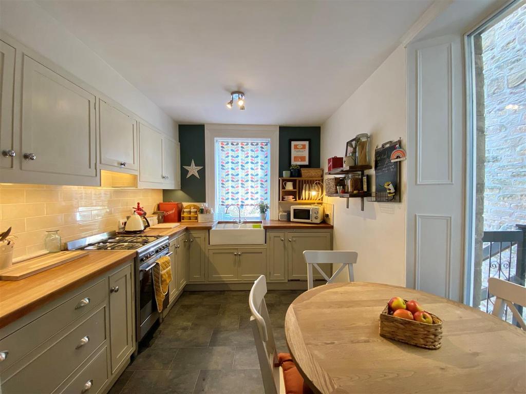 Buxton Road, Whaley Bridge, High Peak 3 bed terraced house £349,950