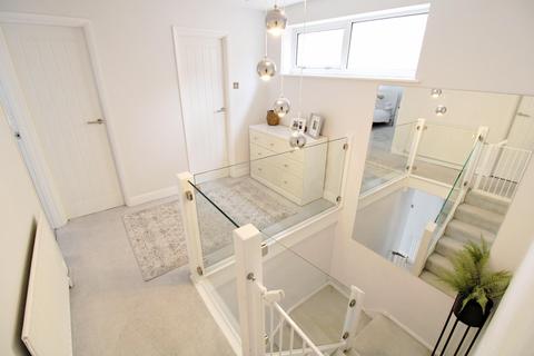 6 Bramble Croft, Erith, DA8 1BX