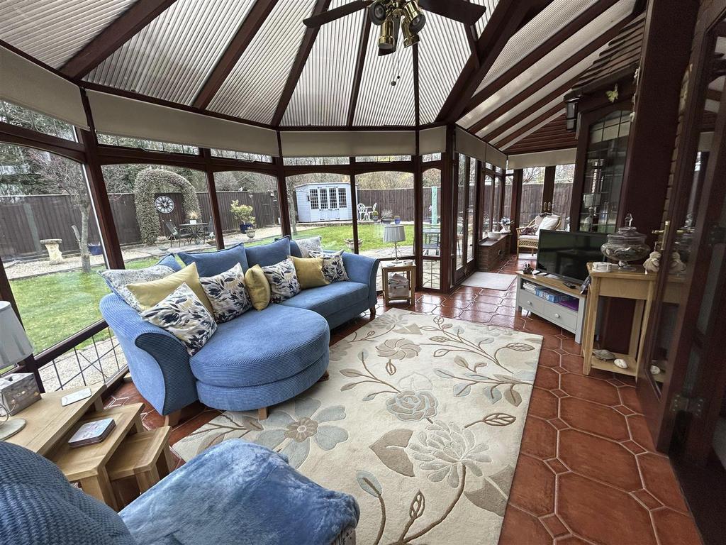 14 Campion Grove Halesowen Conservatory.jpg