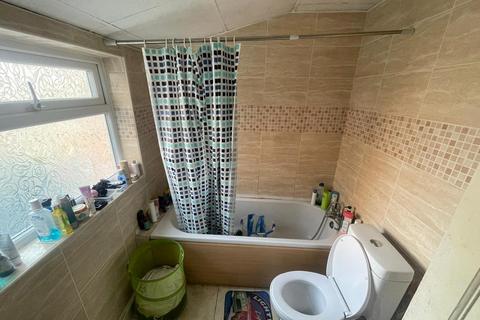 114 Crompton Road, Handsworth, Birmingham, B20 3QP
