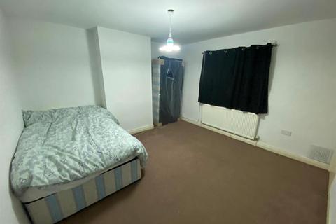 3 Devonshire Avenue, Birmingham, B18 5DN