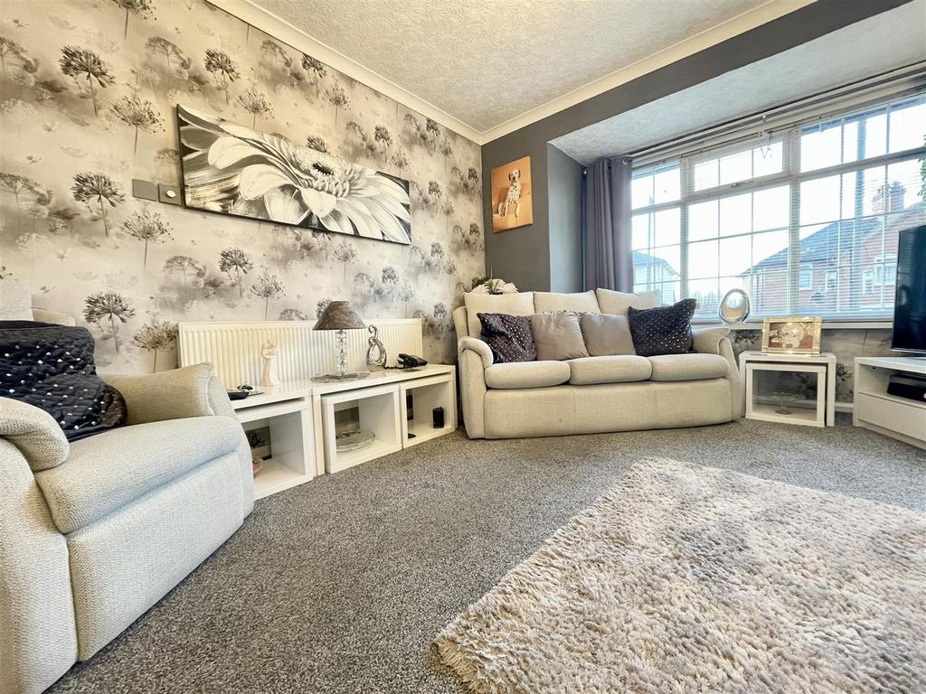Hall Road, Smethwick 3 bed semidetached house £300,000