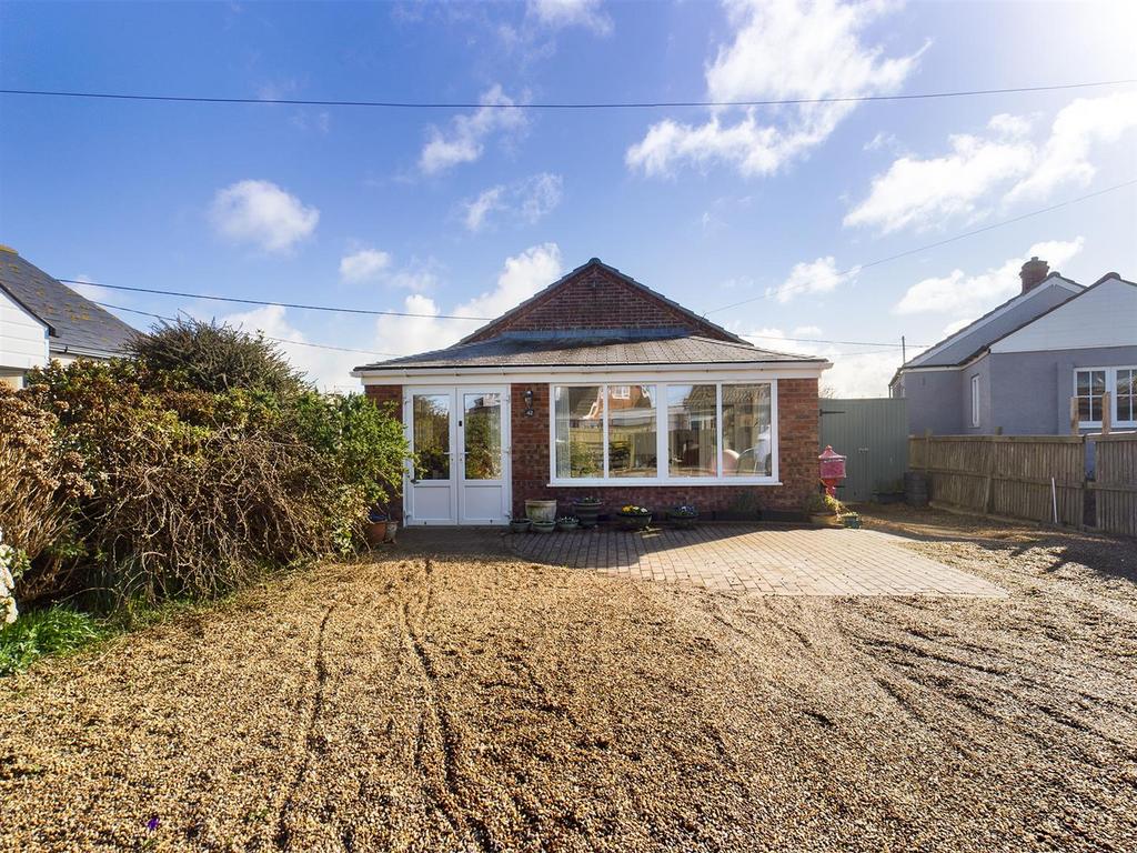 CAM00734 P1-PR0216-STILL05.jpg