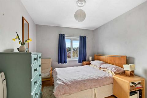 10 Jasmine Grove, London, SE20 8JW