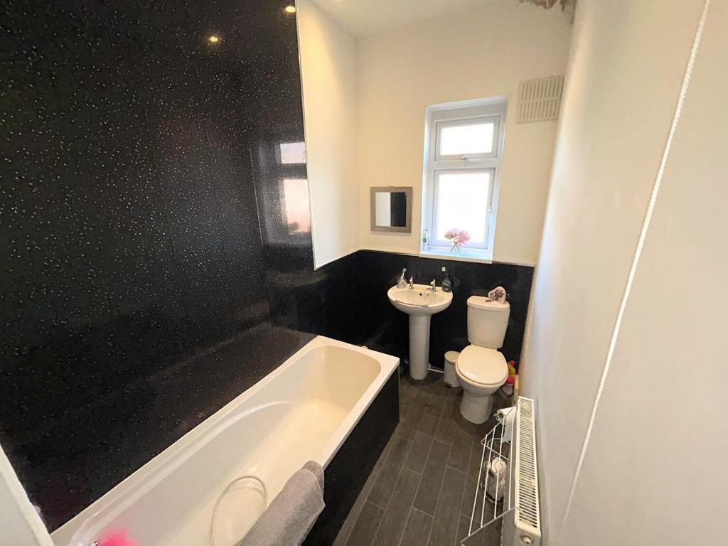 Bathroom/w.c.