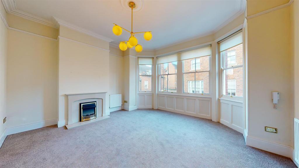 Quarry Place, Shrewsbury 2 bed apartment £850 pcm (£196 pw)