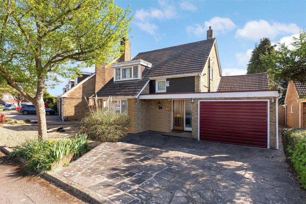 Mandeville Road, Hertford 3 bed detached house £850,000