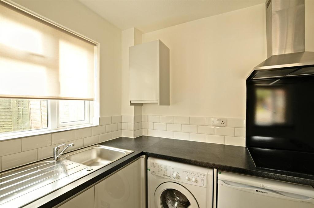 Wilsdon Way Kidlington 1 bed house £905 pcm (£209 pw)