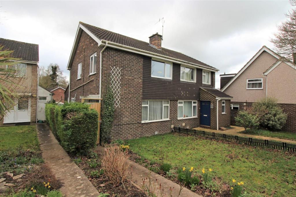 Kempton Close, Thornbury 3 bed semidetached house £300,000