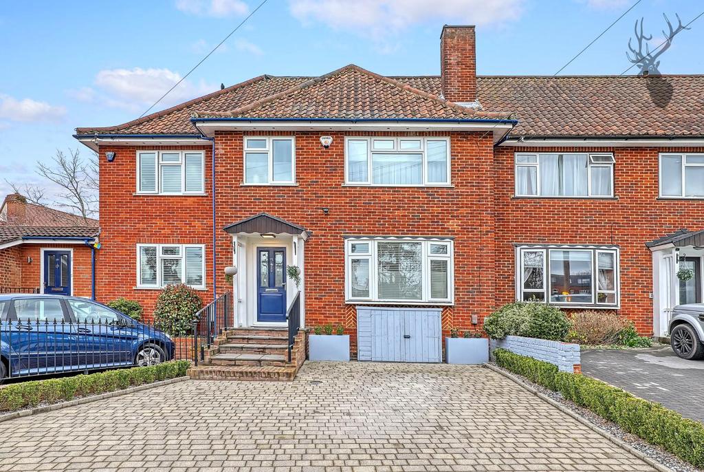 Church Hill, Epping 3 bed terraced house £775,000