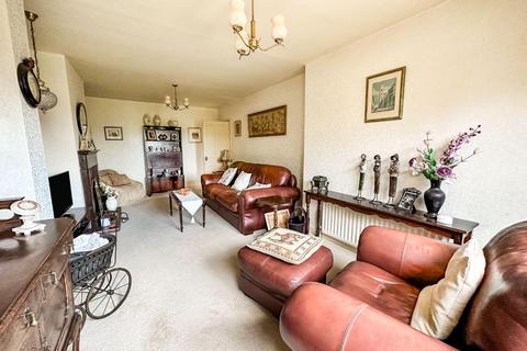 216 Browns Lane, Allesley, Coventry, CV5 9ED
