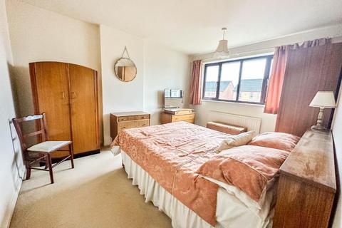 216 Browns Lane, Allesley, Coventry, CV5 9ED