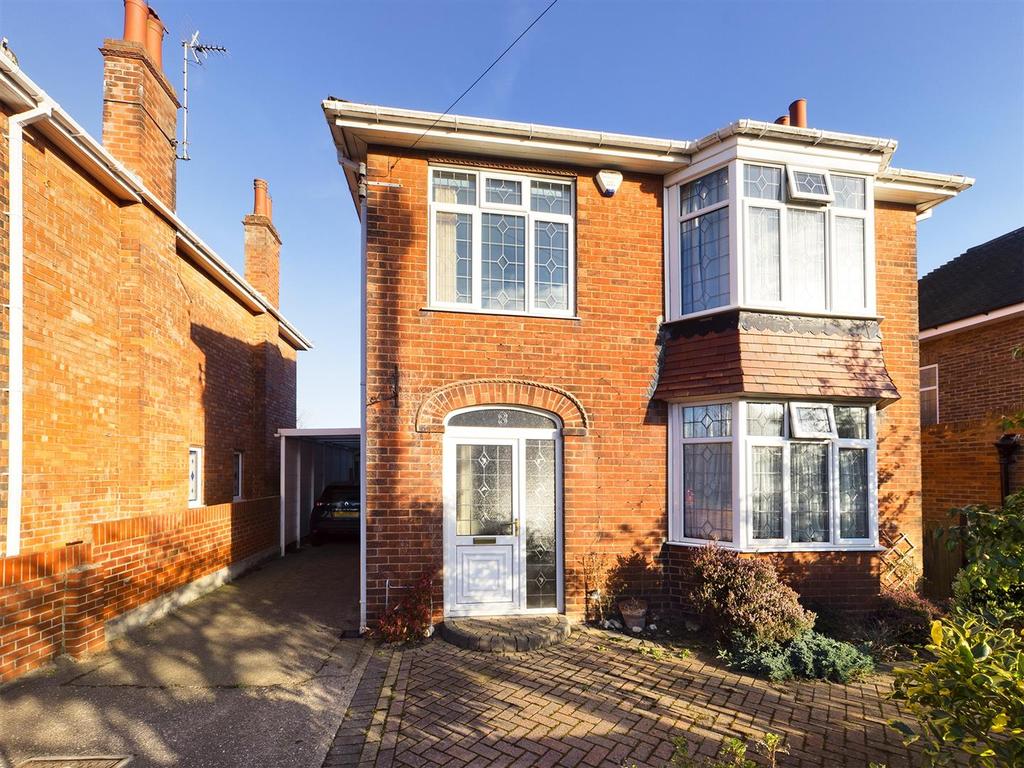 Fourth Avenue, Bridlington 3 bed detached house for sale £275,000