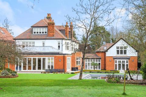 6 bedroom detached house for sale, Hillwood Grove, Hutton Mount, Brentwood