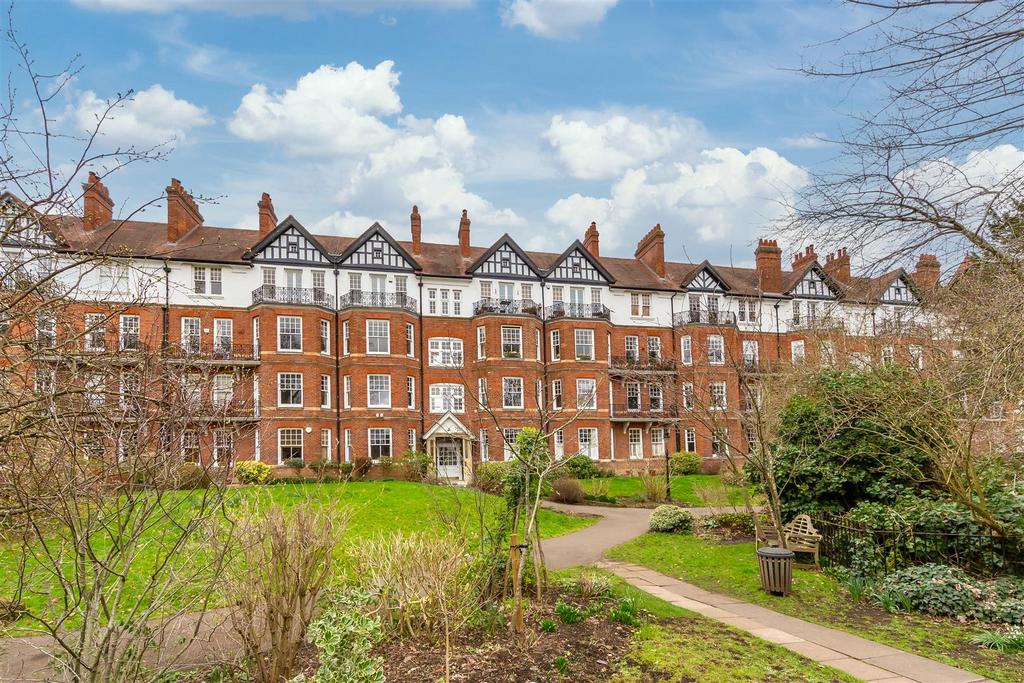 Brookfield, Highgate West Hill, London N6 2 bed flat for sale £1,650,000