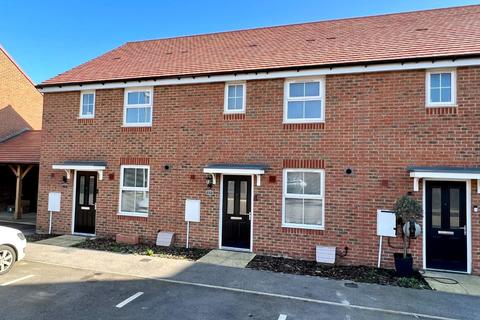 15 Lake Drive, Hythe, CT21 4BN