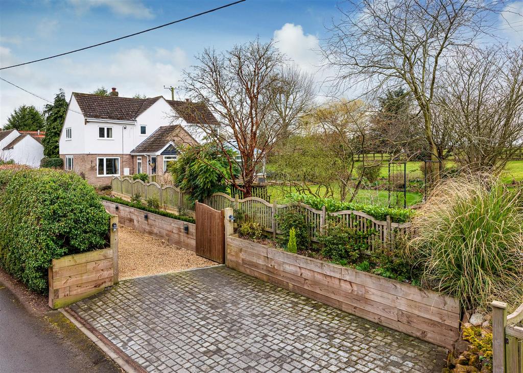 Heathmount, Mill Lane, Kemberton... 4 bed detached house £735,000