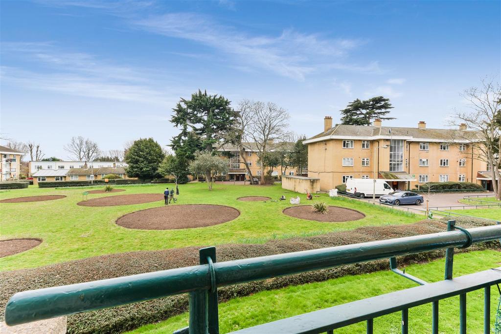 SMITHWOOD CLOSE, 15-22.jpg