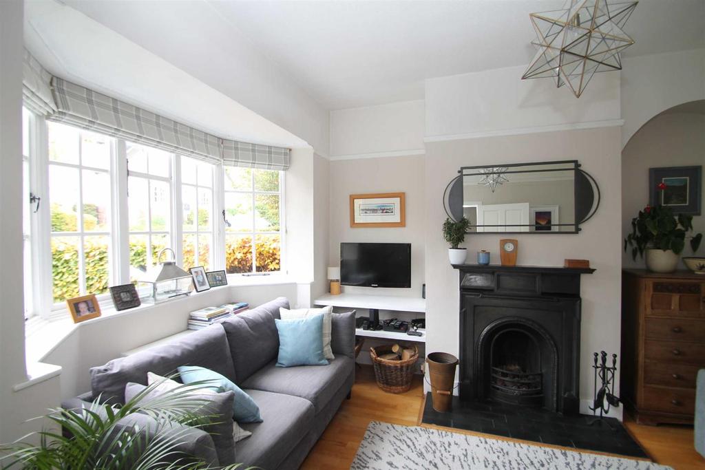 Moor Pool Avenue, Harborne, Birmingham 3 bed semidetached house £520,000