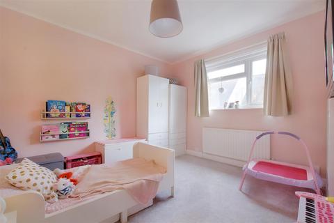 57 Ingram Road, Nottingham, NG6 9GU