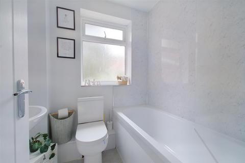 30 Pendle Crescent, Nottingham, NG3 3EZ