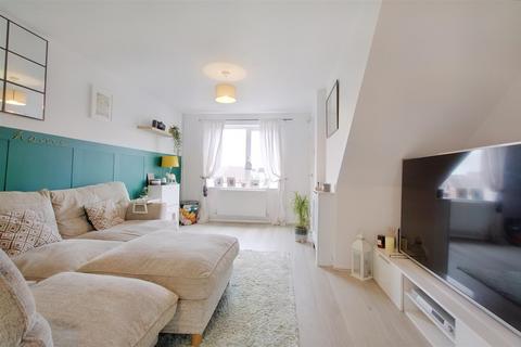 30 Pendle Crescent, Nottingham, NG3 3EZ