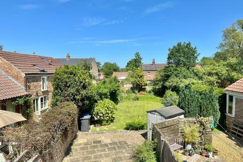 Wandern Alne Road, Tollerton, York, YO61 1QA